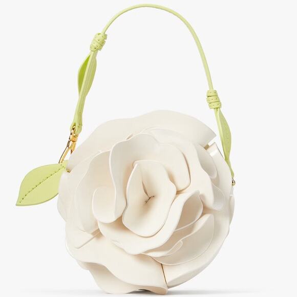 kate spade Handbags - NWT Kate Spade Flora Patent Leather 3d Wristlet Purse